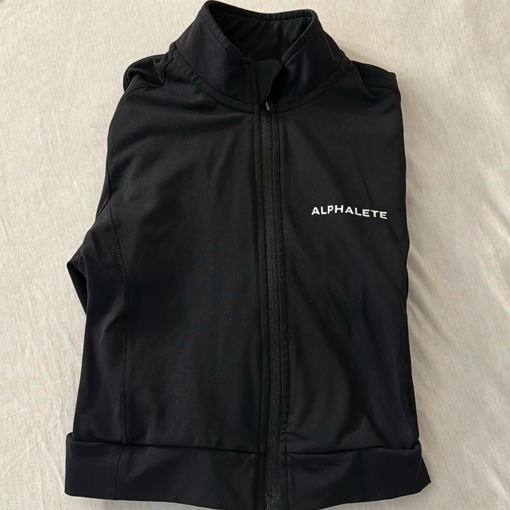 Alphalete crop jacket